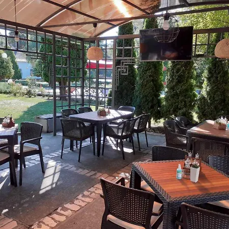 Biser Panonija ホテル 3*